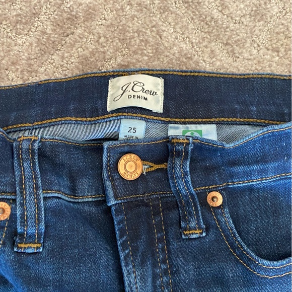 Women’s JCrew 9” high rise toothpick sz 25 Dark Wash EUC - Picture 2 of 3